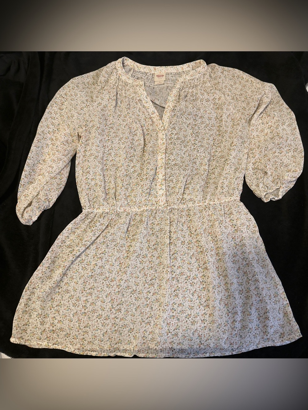 Light Floral Tunic Top in Cream and Soft Green